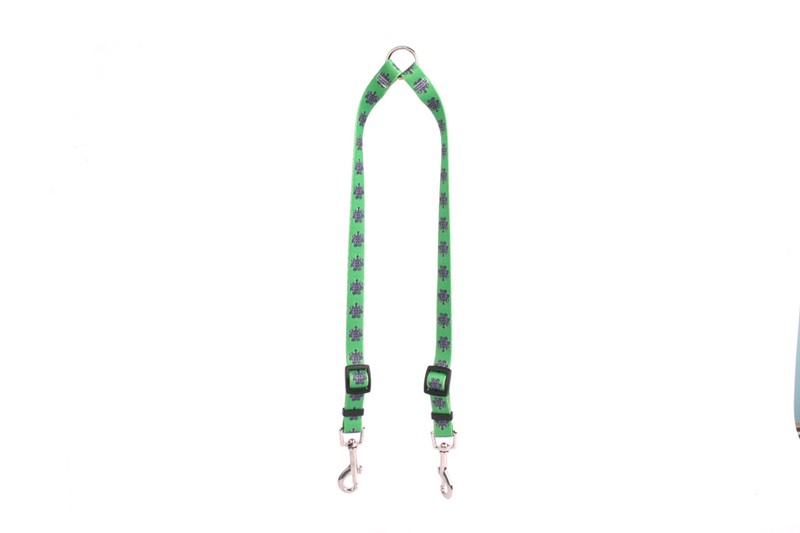 Raining Cats and Cats and Dogs | Knotted Shamrock Coupler